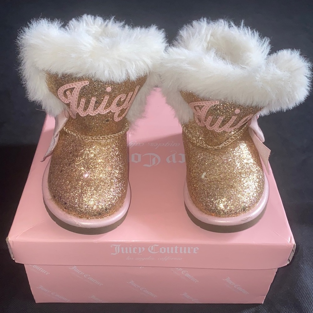 Juicy Couture Winter Boot VERY CHEAP-SALE-RARE FIND JUICY COUTURE🎀🎀✨🎇